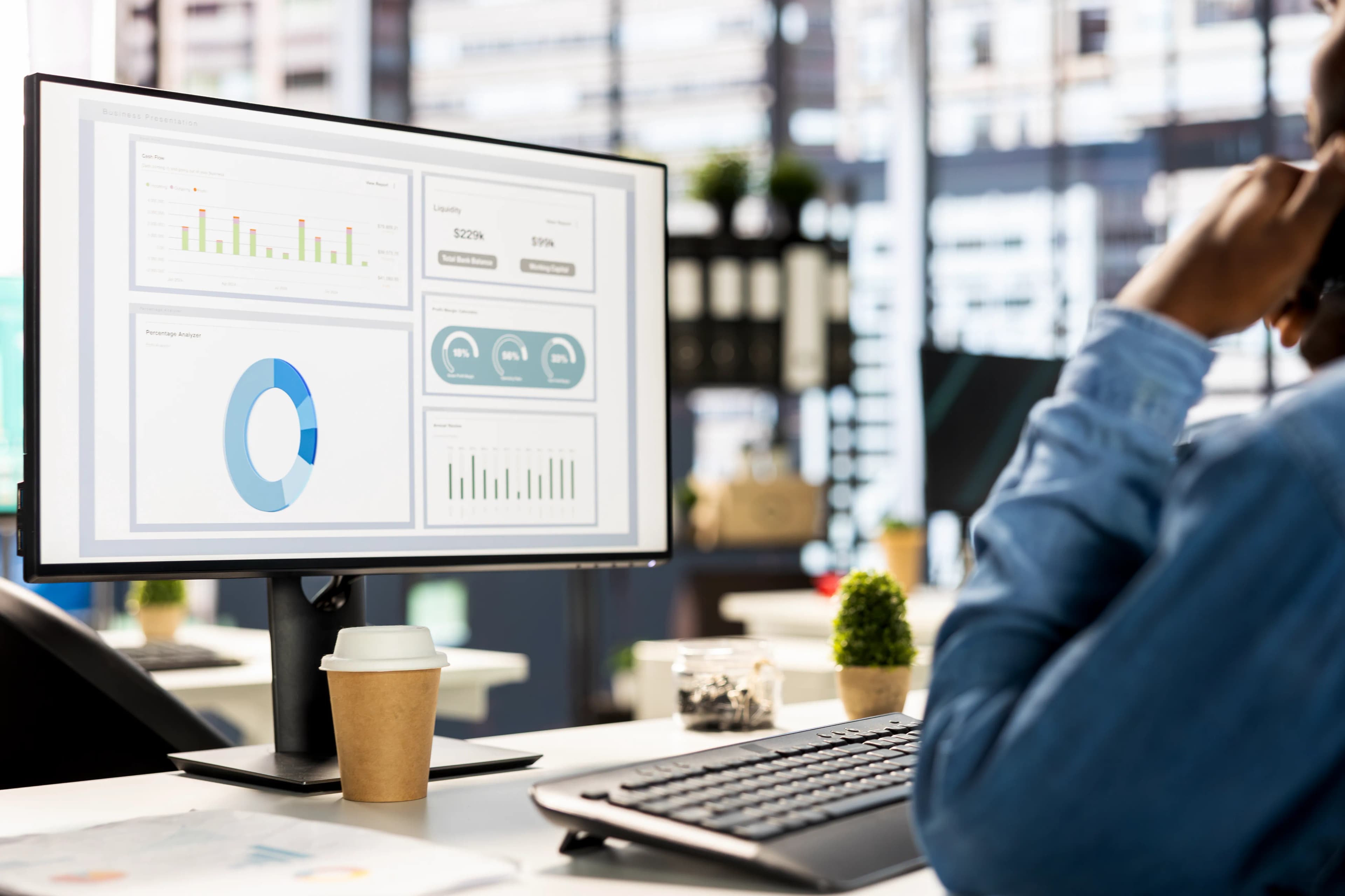 How Dashboard Automation Software Saves Teams 100+ Hours Per Month