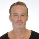 Simon Lee