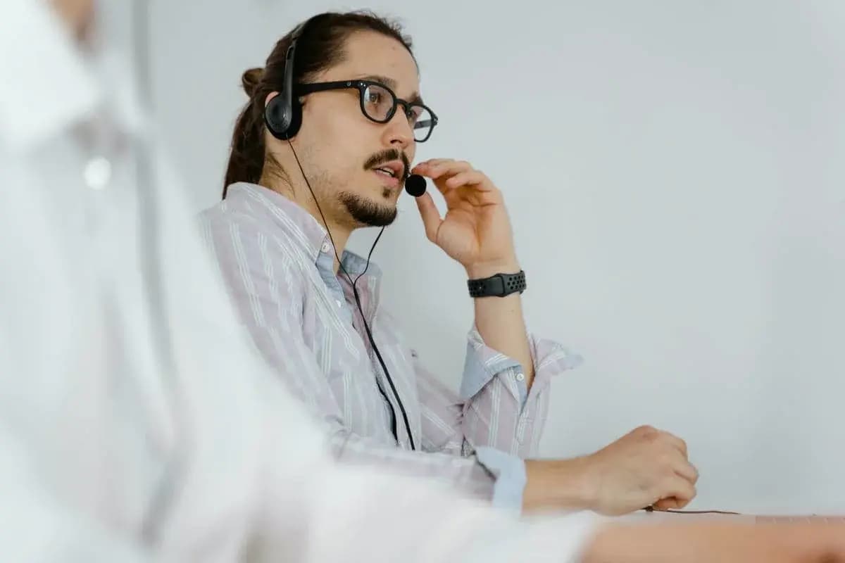 How to Hire Technical Support Specialists