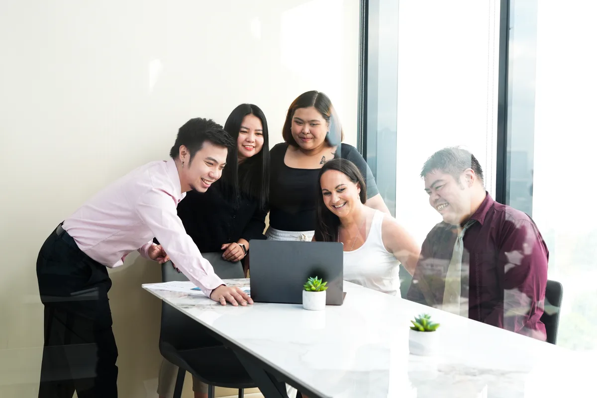 Professional SEO specialist analyzing search rankings